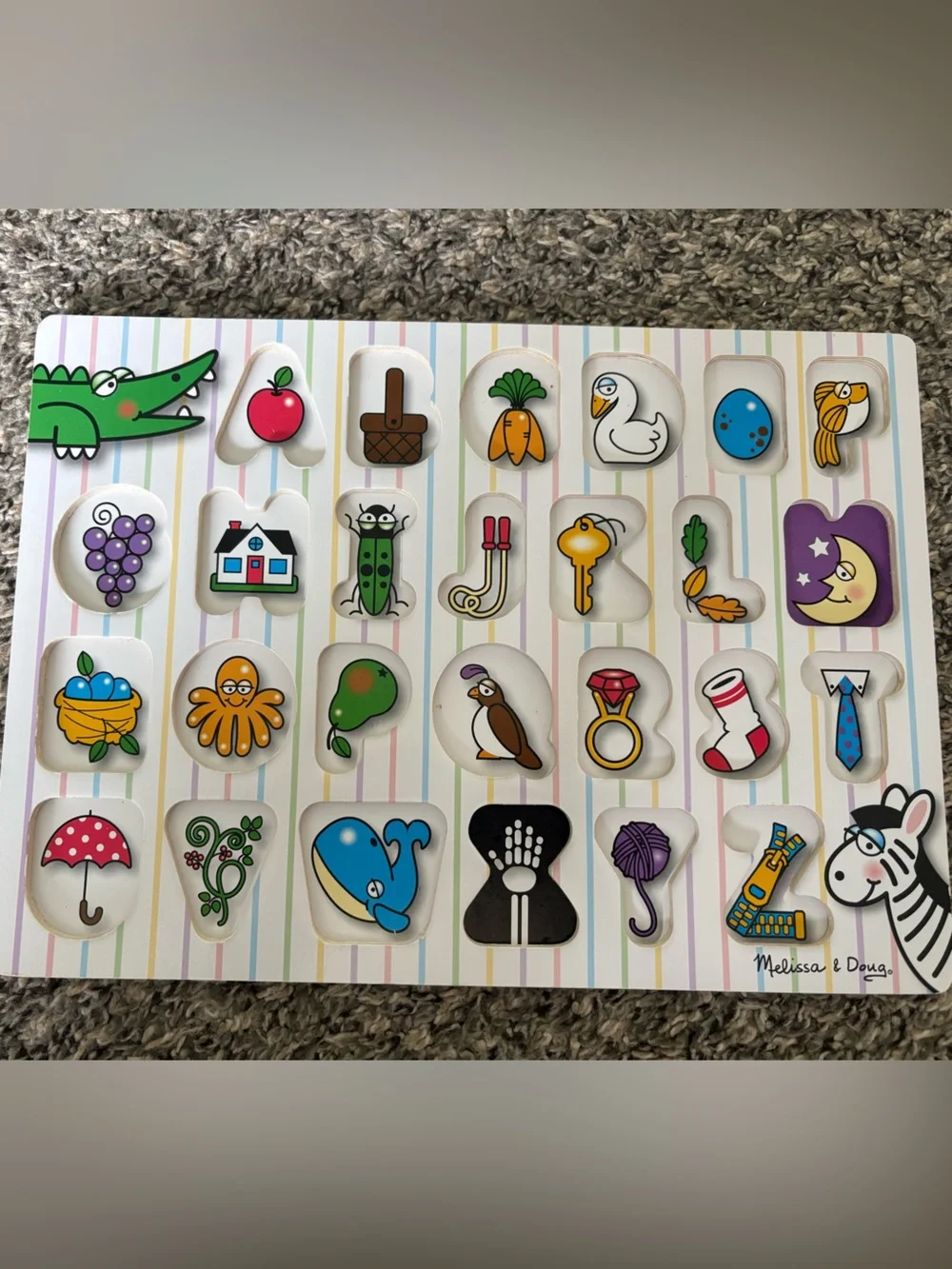 GUC Melissa and Doug abc alphabet peg puzzle